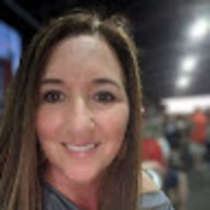 Meet your Posher, Adrienne